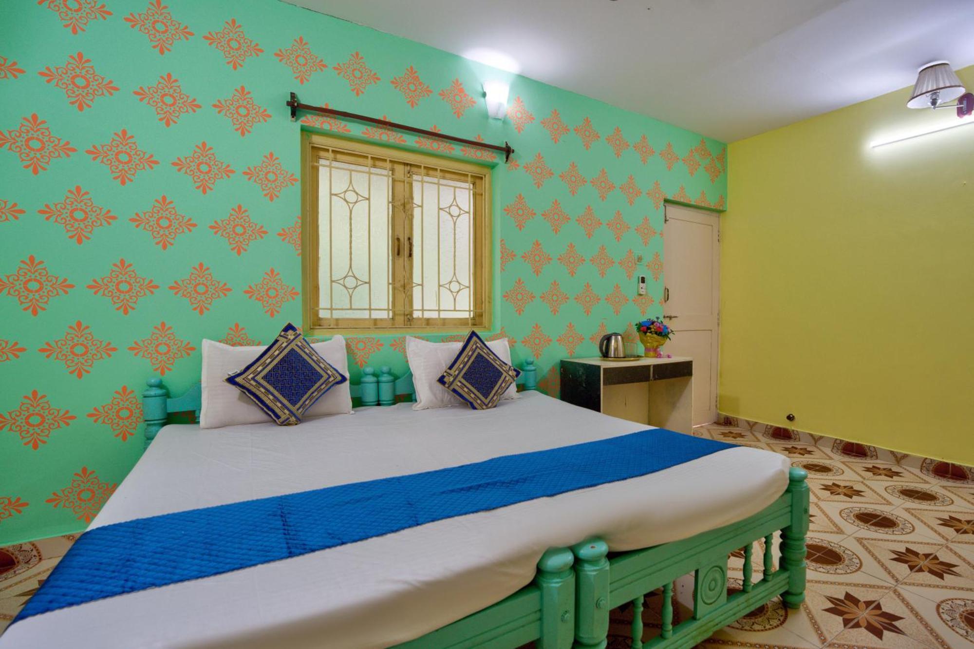 Oceanic Pearl Beach Guest House Calangute Esterno foto
