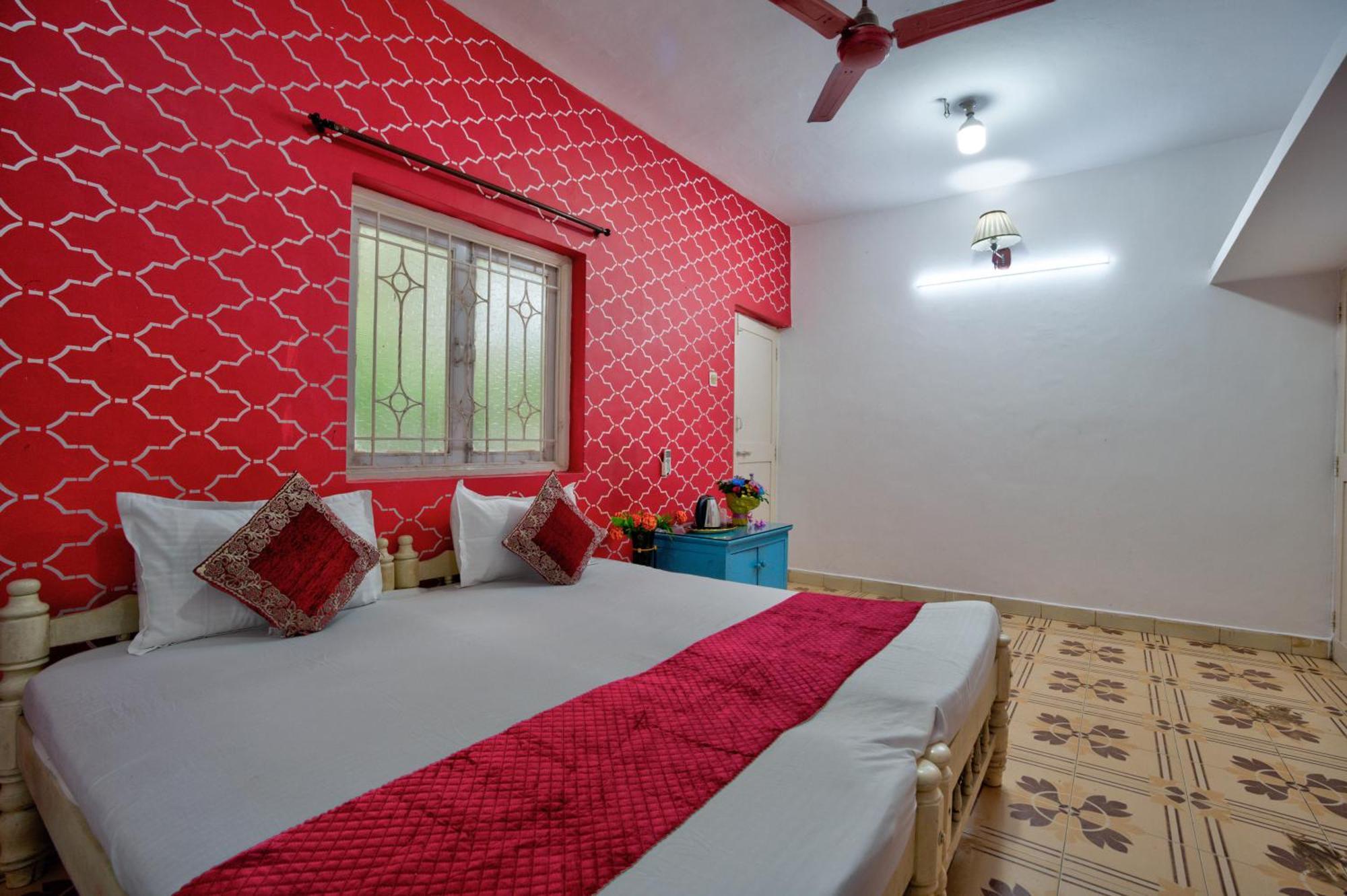 Oceanic Pearl Beach Guest House Calangute Esterno foto