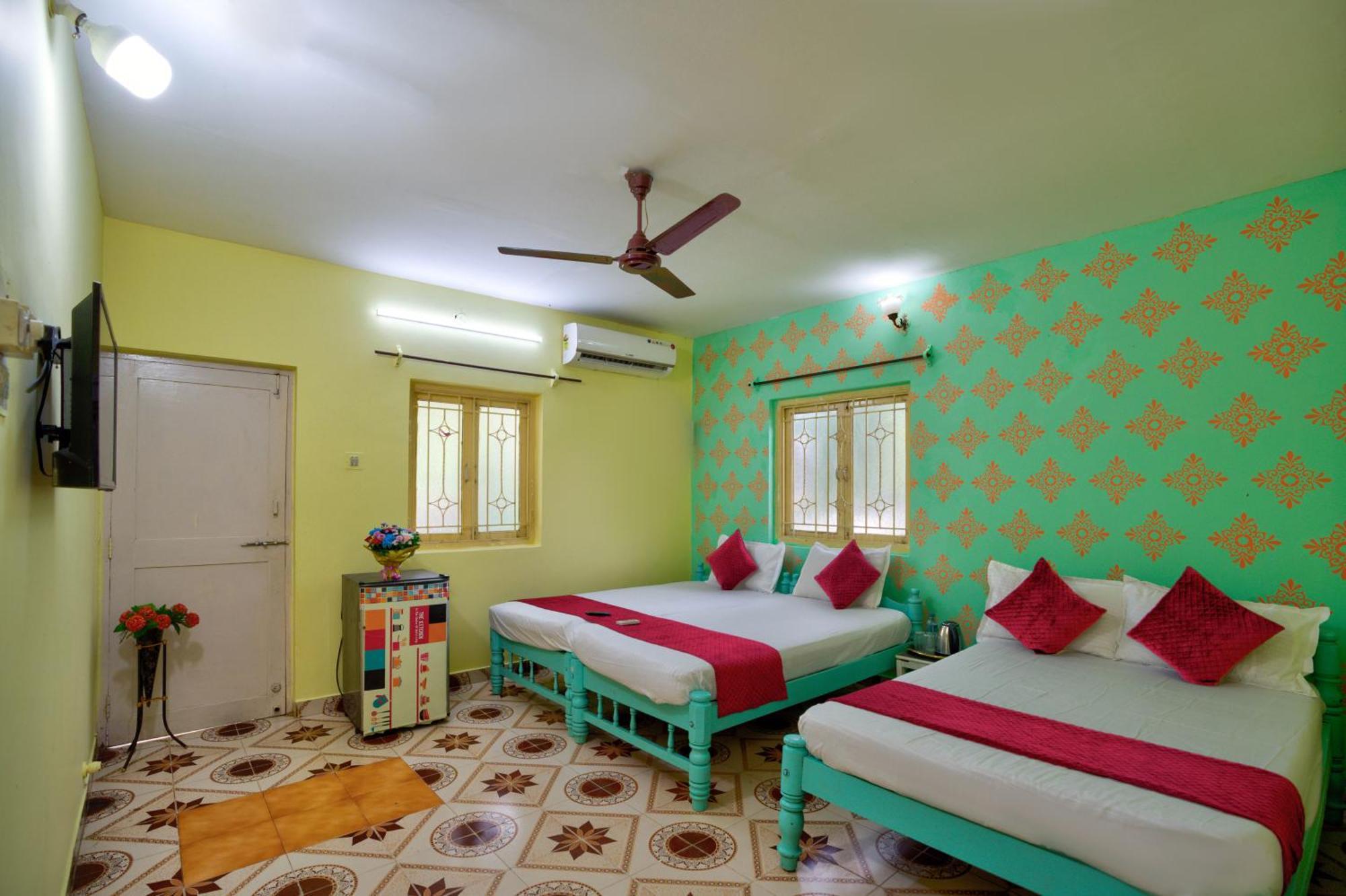Oceanic Pearl Beach Guest House Calangute Esterno foto