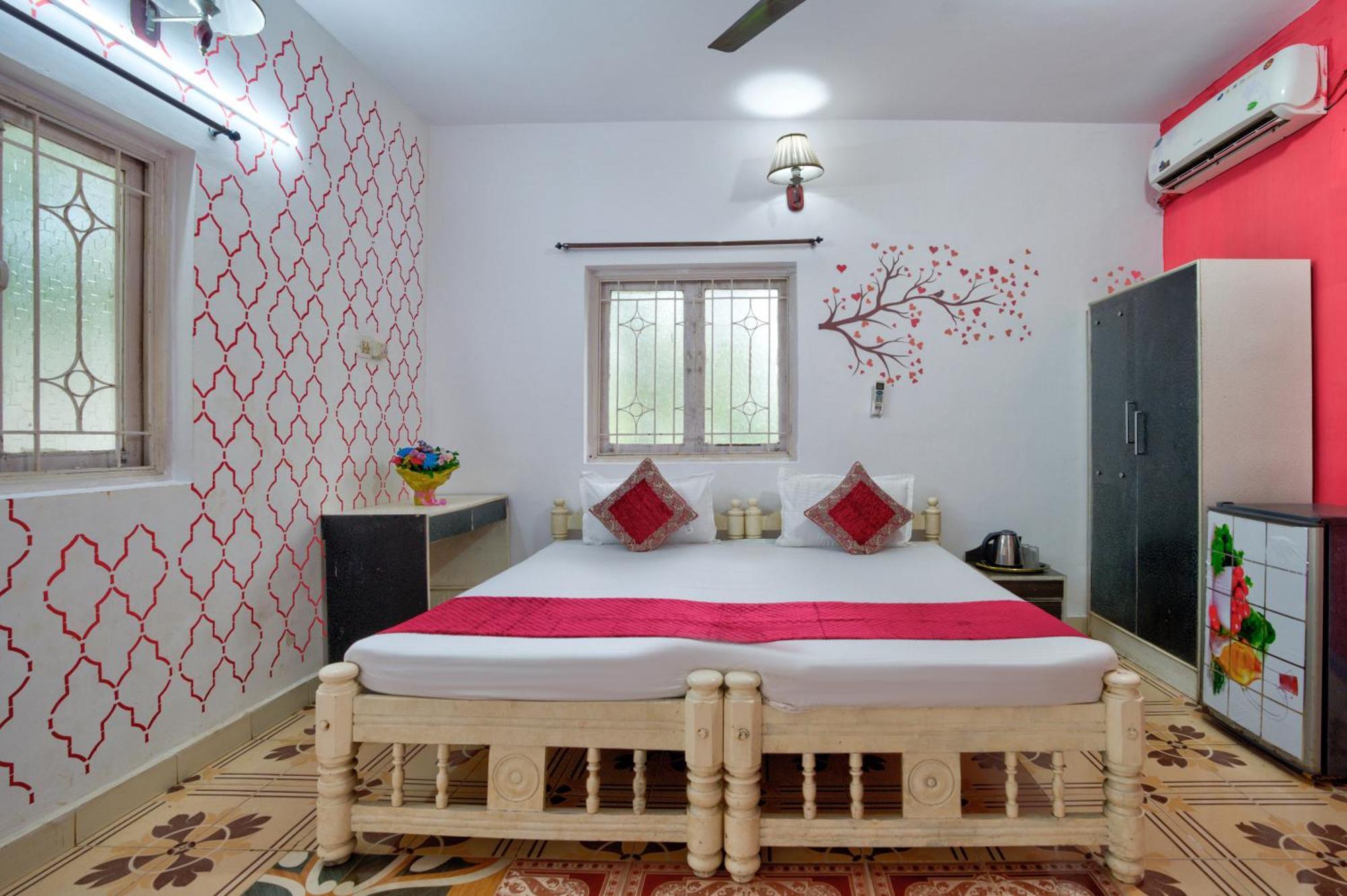 Oceanic Pearl Beach Guest House Calangute Esterno foto